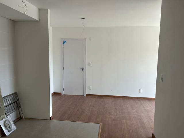 Apartamento 2 quartos e 1 banheiro, à venda, no bairro Fragata em Pelotas