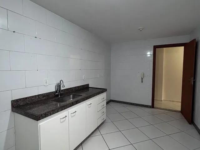 Apartamento 2 quartos e 2 banheiros, para alugar, no bairro LIONS em Itaperuna
