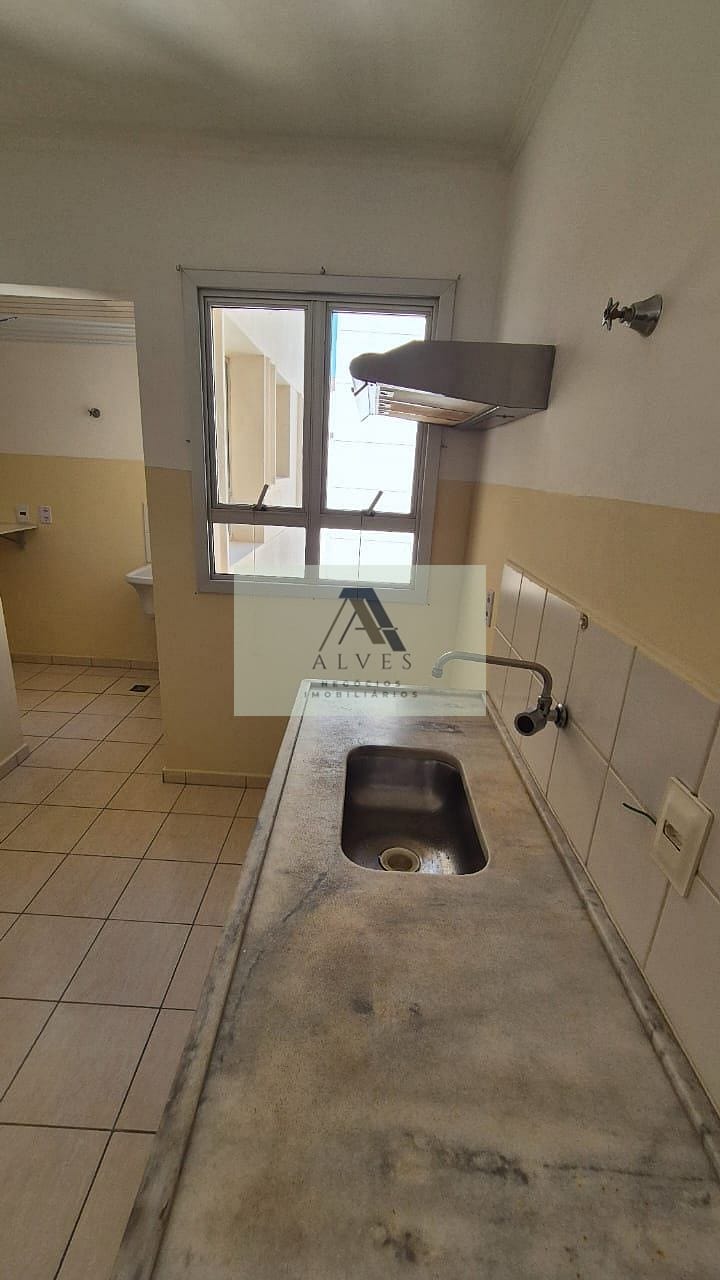 Apartamento à venda com 3 quartos, 69m² - Foto 4
