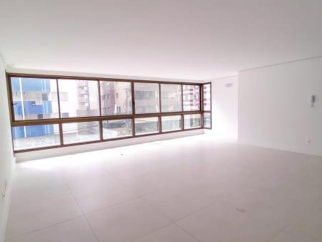 Foto do Apartamento - Apartamento amplo com 4 suítes na melhor localização do Centro de Florianópolis próximo a Beira  Mar Norte | Imobiliária Boavista