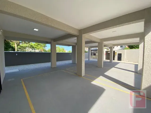 Apartamento 3 quartos e 2 banheiros, à venda, no bairro Barra do Saí em Itapoá