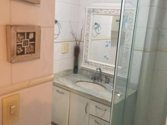 Foto do Apartamento - Apartamento no Aquarius, 2 Dorms, Suíte, 2 vagas Paralelas, Mobiliado Conforme as Fotos! | RUSSI IMÓVEIS