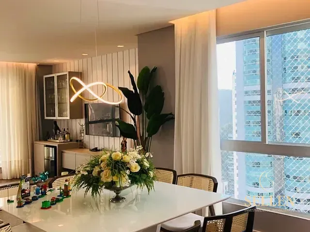 Apartamento 4 quartos e 3 banheiros, à venda, no bairro Pioneiros em Balneário Camboriú