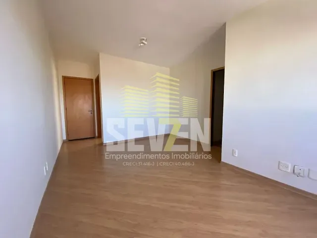 Apartamento com 81m² 3 quartos e 3 banheiros, à venda ou para alugar, no bairro Vila Silva Pinto em Bauru