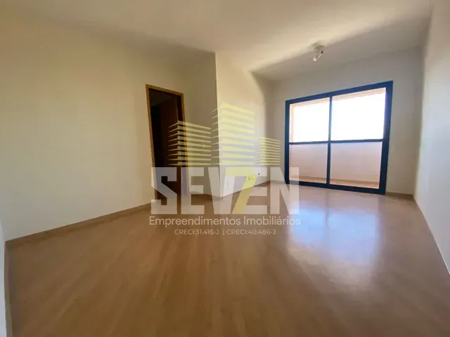 Apartamento com 81m² 3 quartos e 3 banheiros, à venda ou para alugar, no bairro Vila Silva Pinto em Bauru