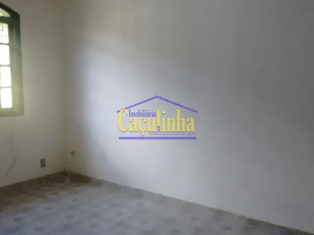 Apartamento 1 quarto e 1 banheiro, à venda, no bairro Santo Cristo em Barra do Piraí