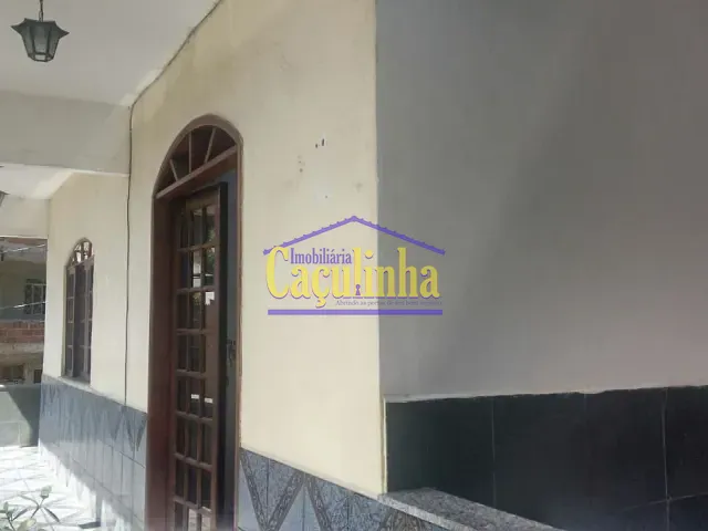 Apartamento 1 quarto e 1 banheiro, à venda, no bairro Santo Cristo em Barra do Piraí