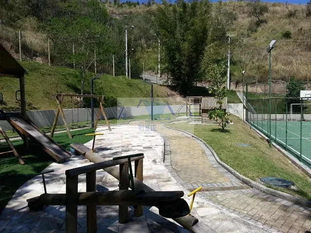 Apartamento 3 quartos e 2 banheiros, à venda, no bairro Maria Paula em São Gonçalo