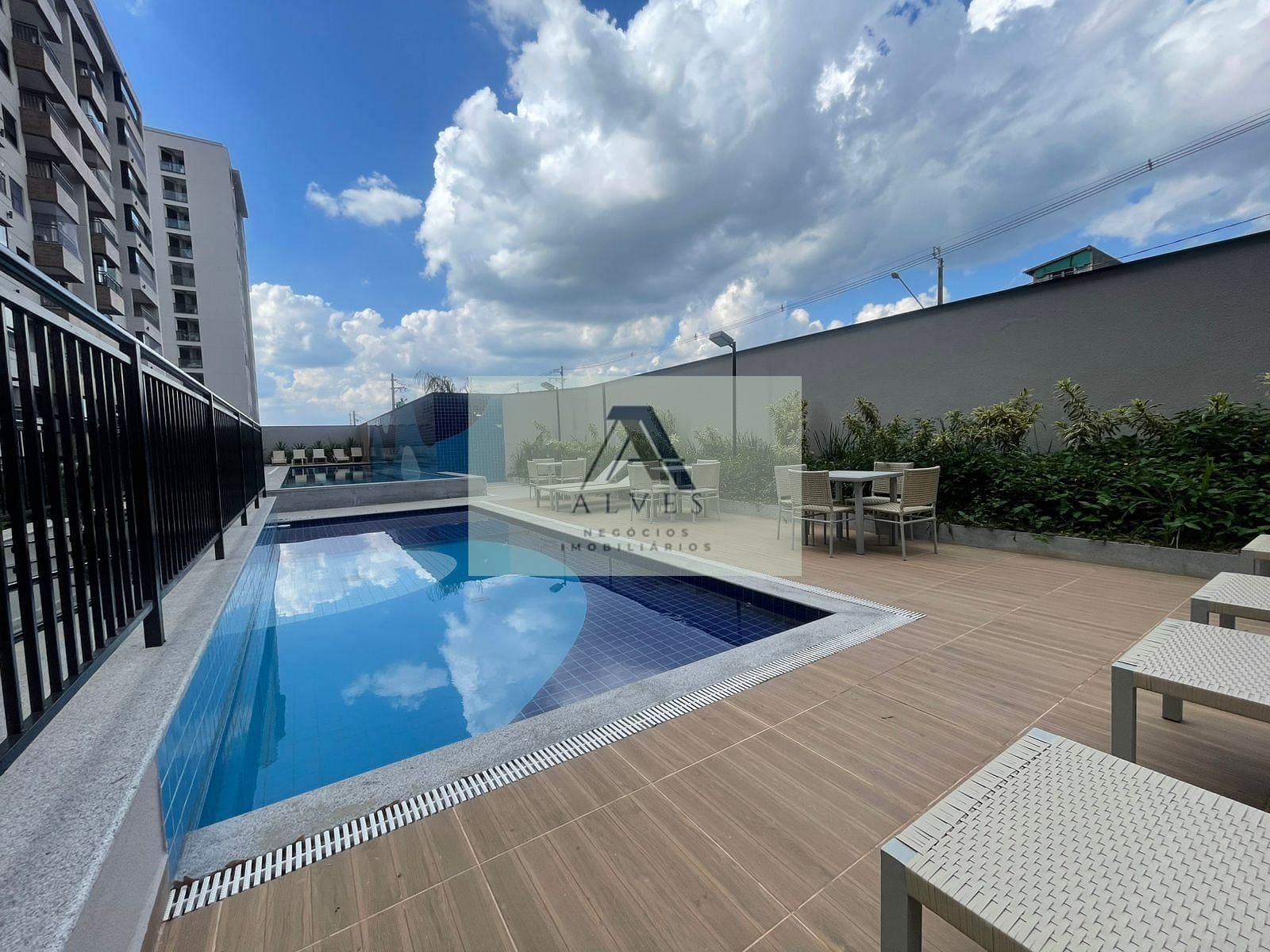 Apartamento à venda com 2 quartos, 69m² - Foto 40