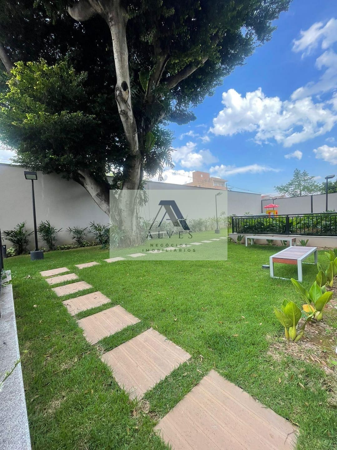 Apartamento à venda com 2 quartos, 69m² - Foto 44
