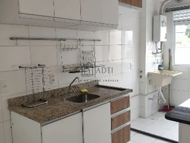 Apartamento 2 quartos e 1 banheiro, à venda, no bairro Vila Mogilar em Mogi das Cruzes