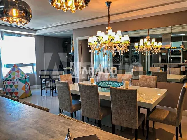 Apartamento com 229m² 3 quartos e 1 banheiro, à venda, no bairro Centro em Balneário Camboriú