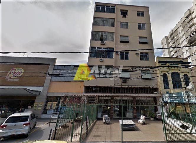 Apartamento à venda com 3 quartos, 107m² - Foto 1
