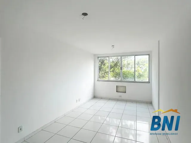 Apartamento 2 quartos e 4 banheiros, à venda, no bairro Taquara em Rio de Janeiro