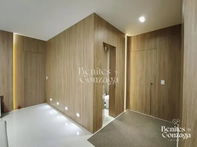 Apartamento com 163m² 3 quartos e 3 banheiros, à venda, no bairro Zona 03 em Maringá