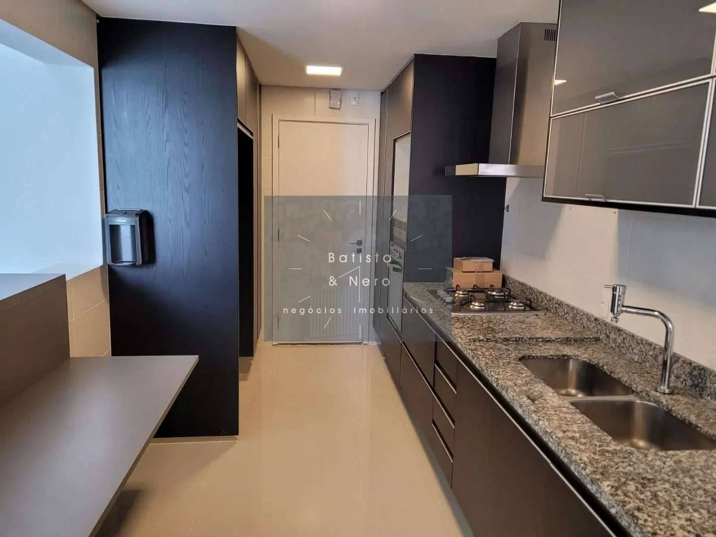 Apartamento, 3 quartos, 158 m² - Foto 2