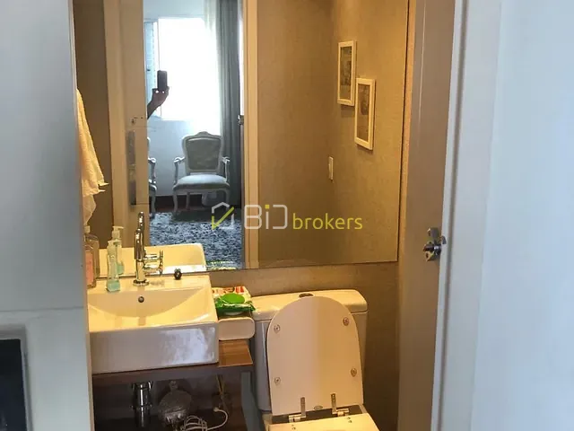 Apartamento 3 quartos e 2 banheiros, à venda, no bairro Cidade São Francisco em São Paulo