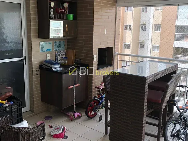 Apartamento 3 quartos e 2 banheiros, à venda, no bairro Cidade São Francisco em São Paulo