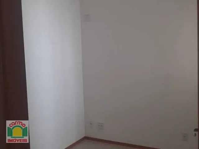 Apartamento com 60000m² 3 quartos e 2 banheiros, para alugar, no bairro Cidade Jardim em Anápolis