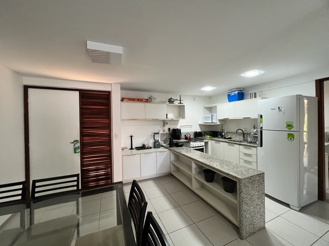 Apartamento 2 quartos e 2 banheiros, à venda, no bairro Muro Alto em Ipojuca