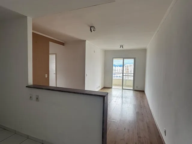 Apartamento 3 quartos e 3 banheiros, para alugar, no bairro Centro em São Vicente