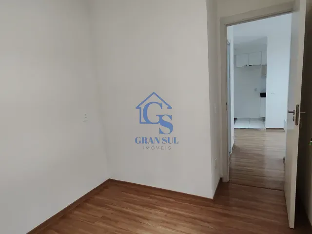 Apartamento 2 quartos e 1 banheiro, para alugar, no bairro Jurubatuba em São Paulo