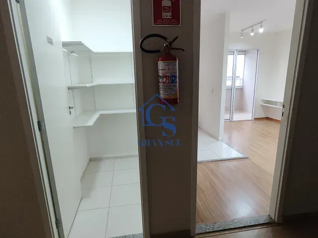 Apartamento 2 quartos e 1 banheiro, para alugar, no bairro Jurubatuba em São Paulo