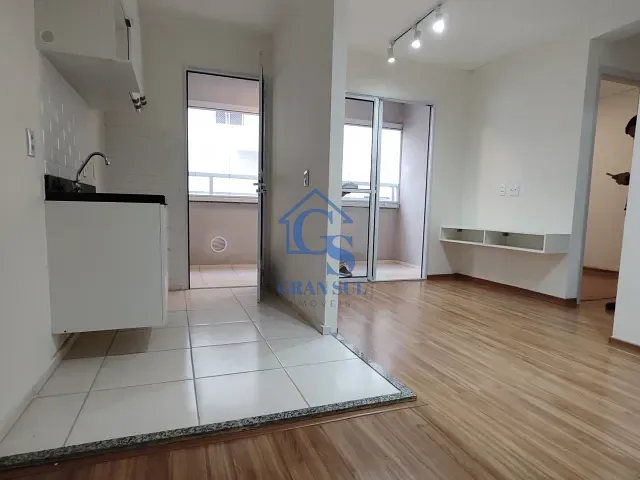 Apartamento 2 quartos e 1 banheiro, para alugar, no bairro Jurubatuba em São Paulo
