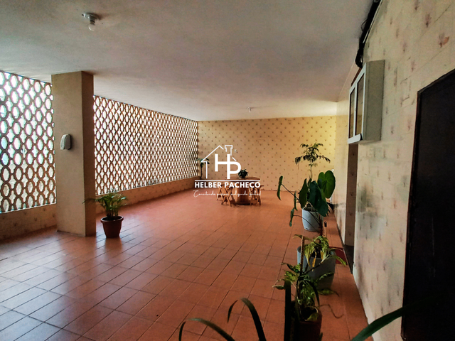 Apartamento com 84m² 2 quartos e 2 banheiros, para alugar, no bairro Barris em Salvador