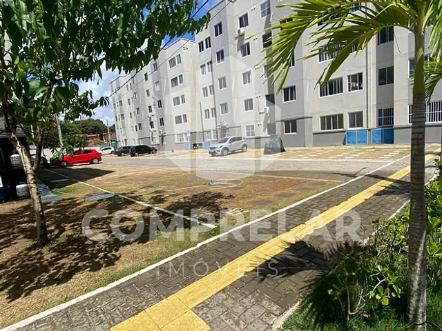 Apartamento com 50m² 2 quartos e 1 banheiro, para alugar, no bairro Barroso em Fortaleza