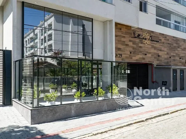 Apartamento com 241m² 3 quartos e 2 banheiros, à venda, no bairro Centro em Balneário Piçarras