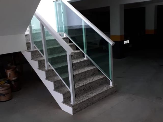 Apartamento 3 quartos e 1 banheiro, à venda ou para alugar, no bairro Vila Guilhermina em São Paulo