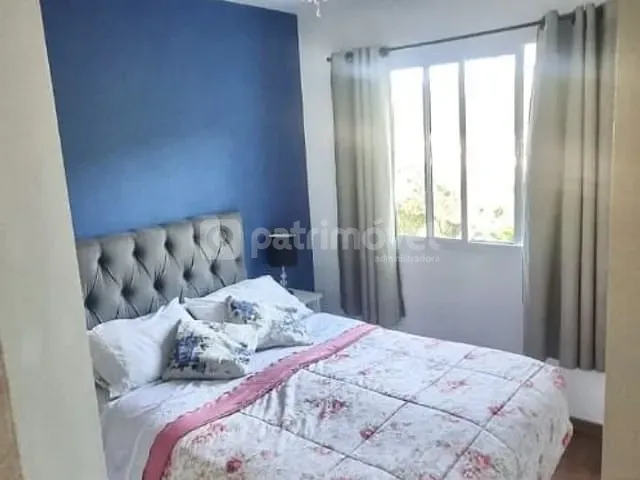 Apartamento com 56m² 2 quartos e 1 banheiro, à venda, no bairro Nogueira em Petrópolis