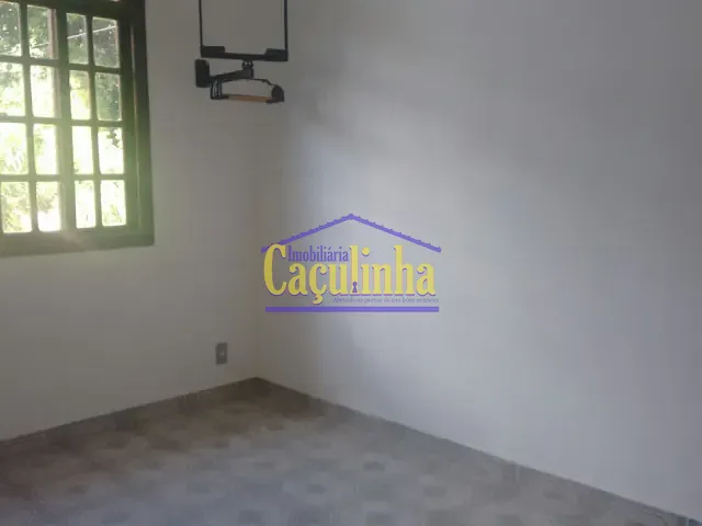 Apartamento 2 quartos e 1 banheiro, à venda, no bairro Santo Cristo em Barra do Piraí
