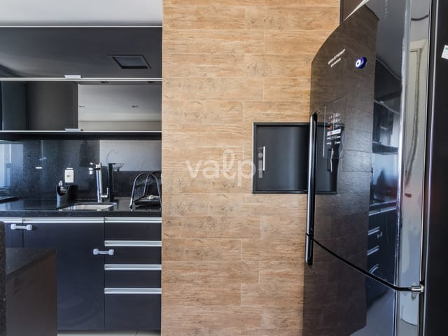Apartamento 2 quartos e 2 banheiros, para alugar, no bairro Cidade Baixa em Porto Alegre