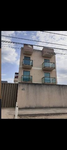 Apartamento 2 quartos e 2 banheiros, à venda ou para alugar, no bairro Verdes Mares em Rio das Ostras