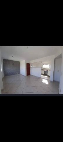 Apartamento 2 quartos e 2 banheiros, à venda ou para alugar, no bairro Verdes Mares em Rio das Ostras