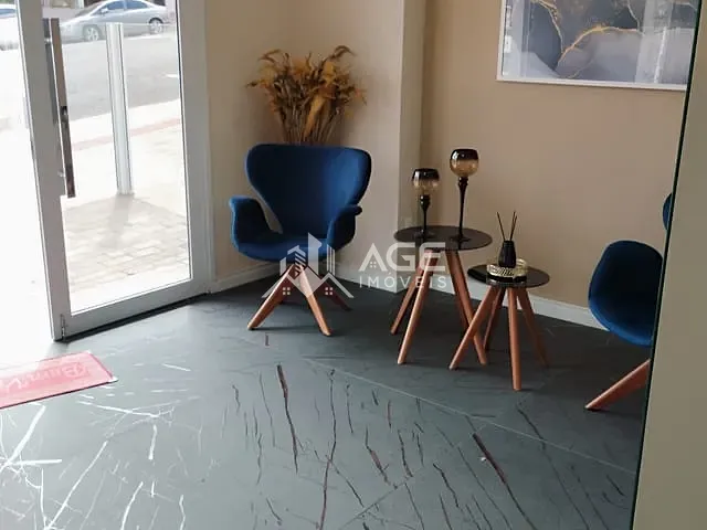 Apartamento com 145m² 3 quartos e 2 banheiros, à venda, no bairro Centro em Erechim