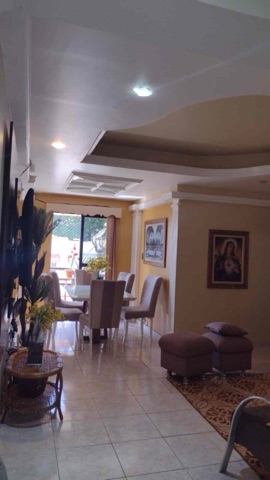 Apartamento 3 quartos e 3 banheiros, à venda, no bairro Parque Turf Club em Campos dos Goytacazes