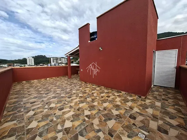 Apartamento com 30m² 1 quarto e 1 banheiro, para alugar, no bairro Fazenda em Itajaí