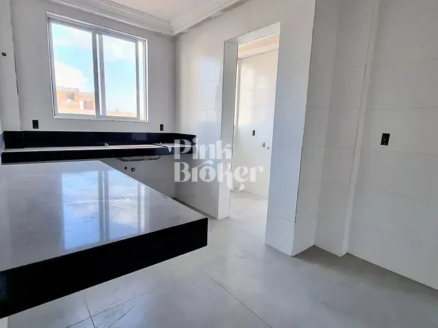 Apartamento com 120m² 3 quartos e 2 banheiros, à venda, no bairro Cabral em Contagem