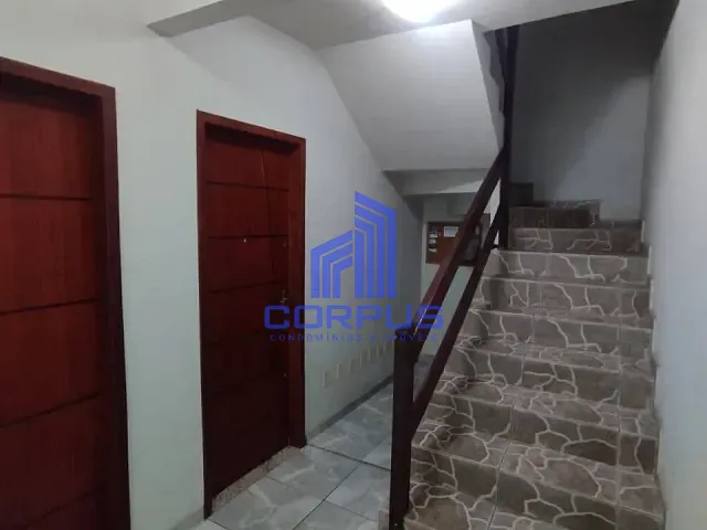 Apartamento com 90m² 2 quartos e 1 banheiro, para alugar, no bairro Centro em São Pedro da Aldeia
