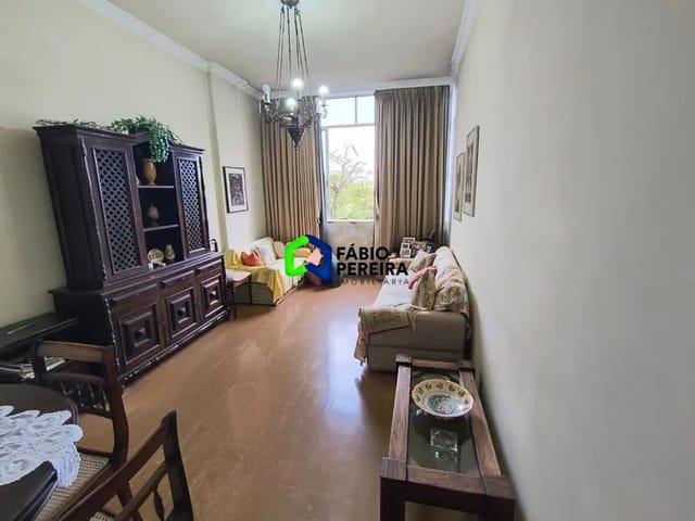 Apartamento com 79m² 2 quartos e 1 banheiro, à venda, no bairro Grajaú em Rio de Janeiro