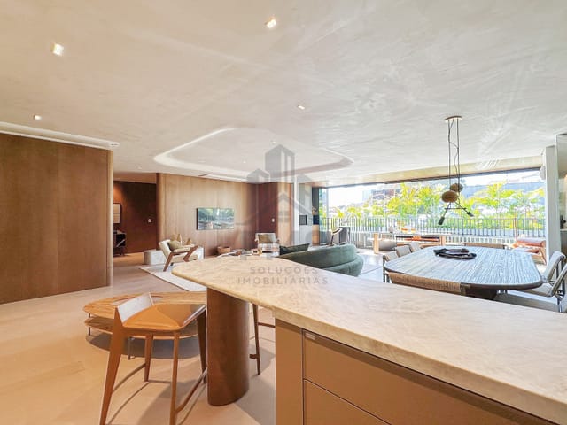 Apartamento com 209m² 2 quartos e 3 banheiros, à venda, no bairro Cidade Industrial em Curitiba