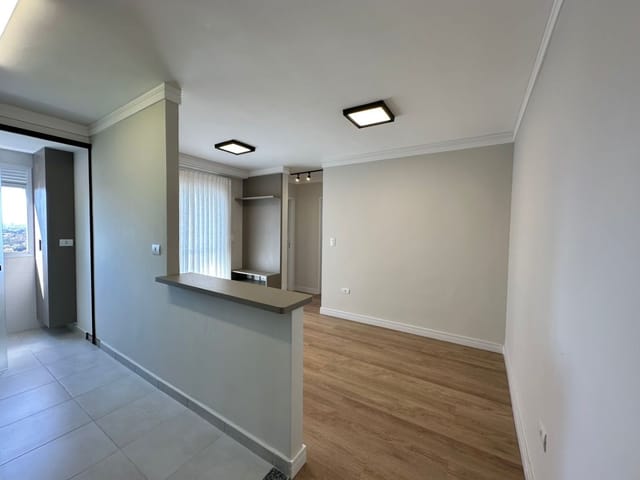 Apartamento 2 quartos e 2 banheiros, à venda, no bairro Jardim Oriente em São José dos Campos