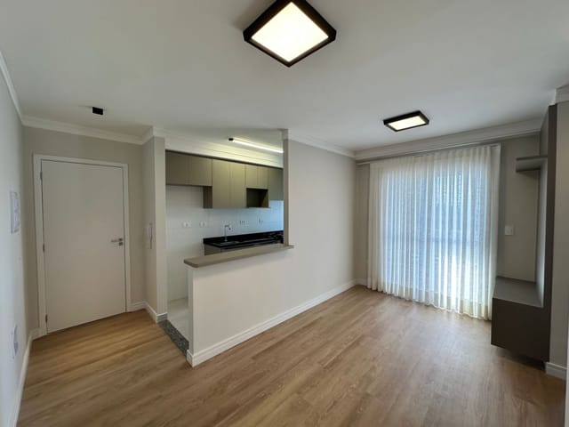 Apartamento 2 quartos e 2 banheiros, à venda, no bairro Jardim Oriente em São José dos Campos