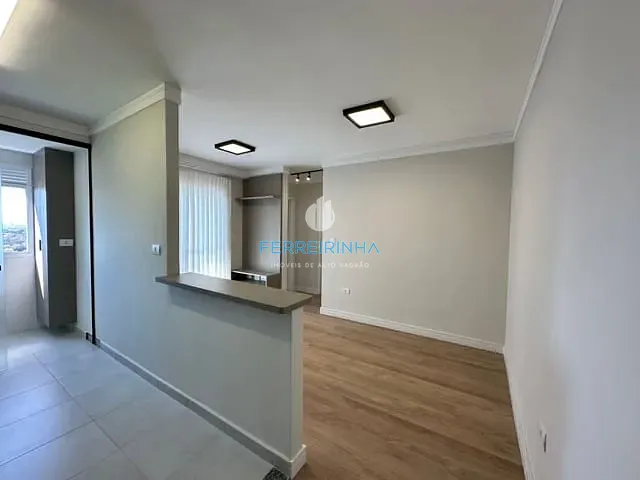 Apartamento 2 quartos e 2 banheiros, à venda, no bairro Jardim Oriente em São José dos Campos