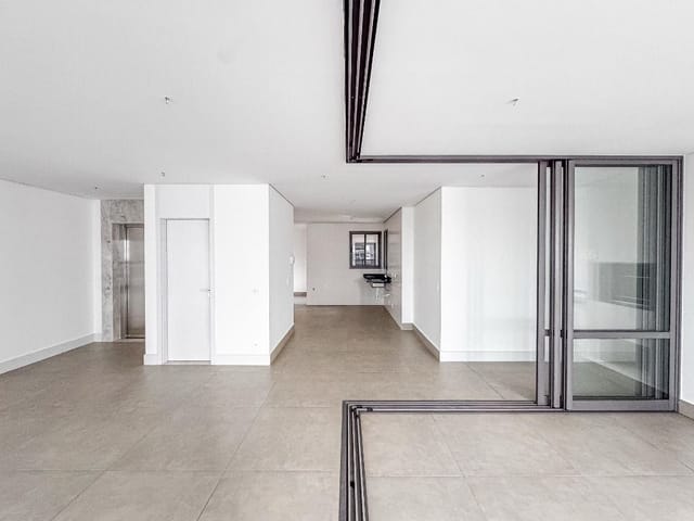 Apartamento com 285m² 3 quartos e 5 banheiros, à venda, no bairro Gleba Palhano em Londrina
