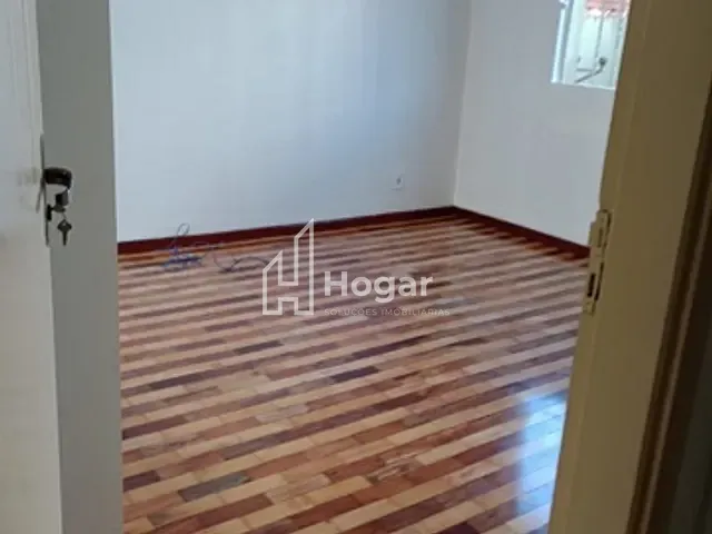 Apartamento 3 quartos e 1 banheiro, à venda, no bairro Centro em Londrina