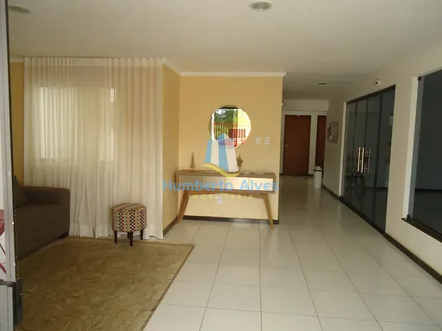 Apartamento 2 quartos e 1 banheiro, à venda, no bairro Candeias em Vitória da Conquista
